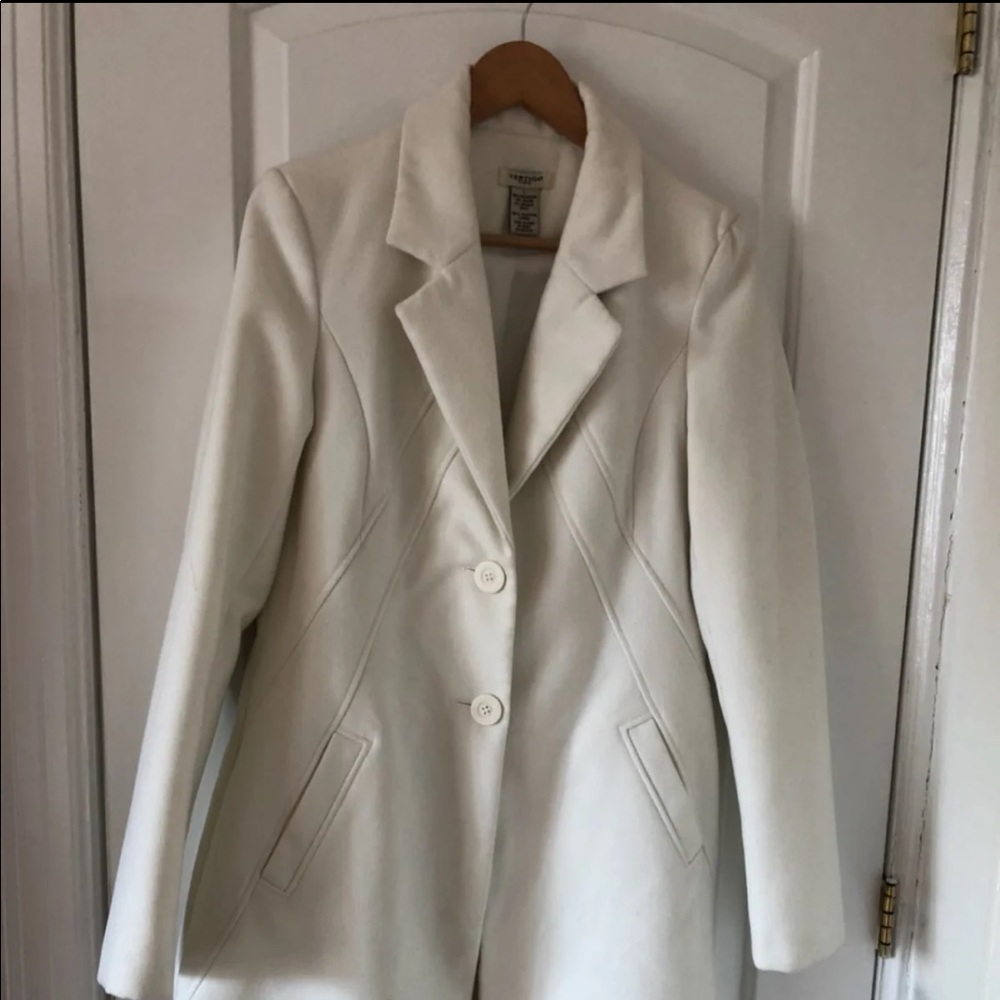 Fitted white coat size medium